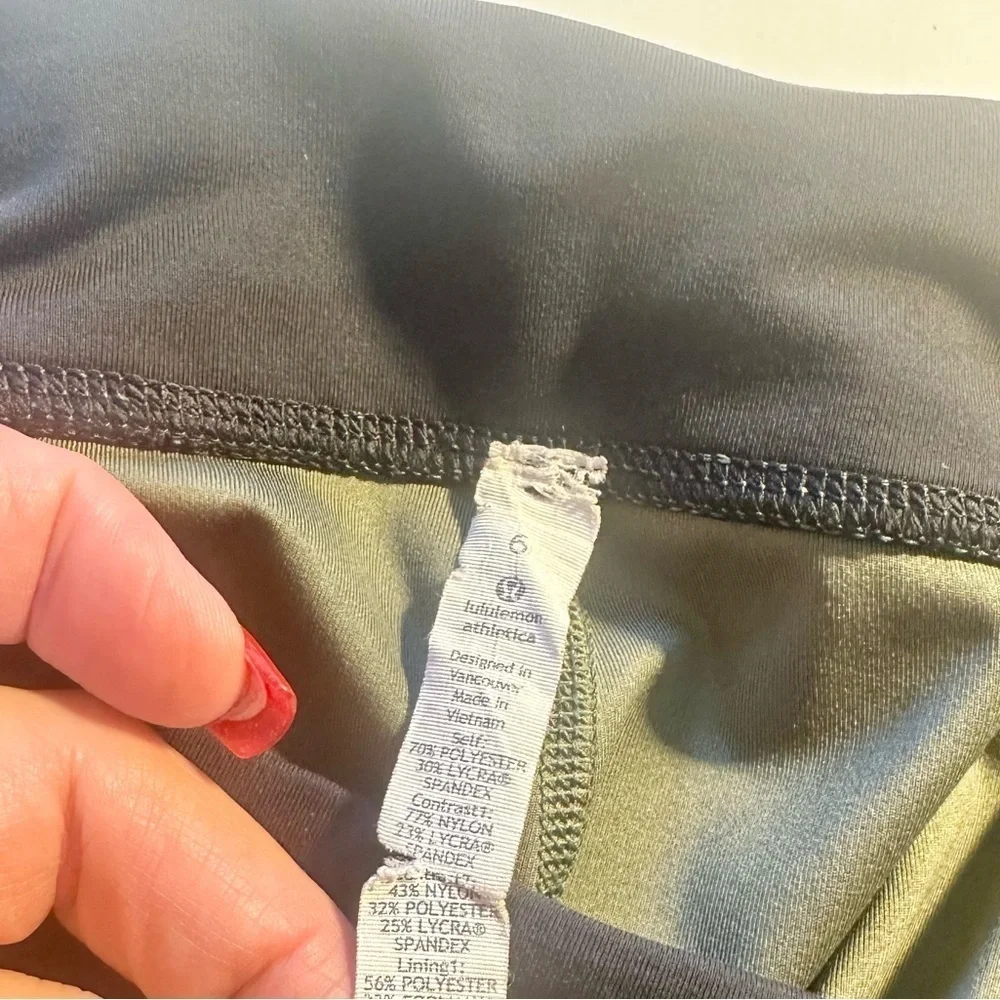 lululemon athletica excellent preowned